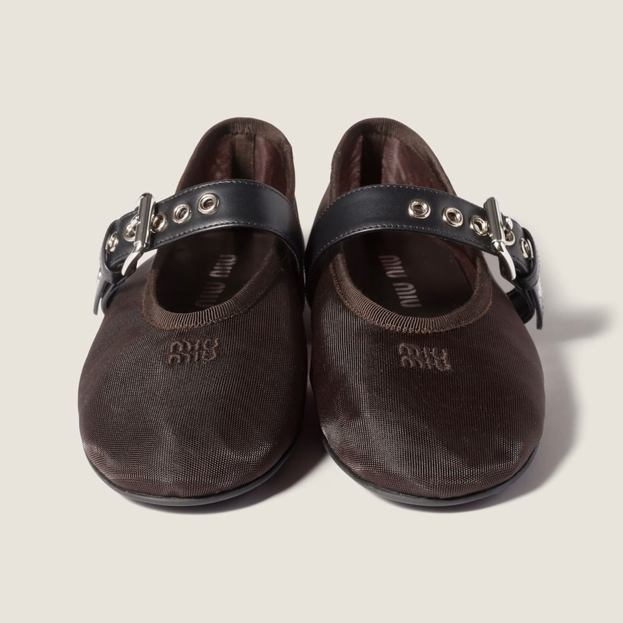 Mesh fabric ballerinas