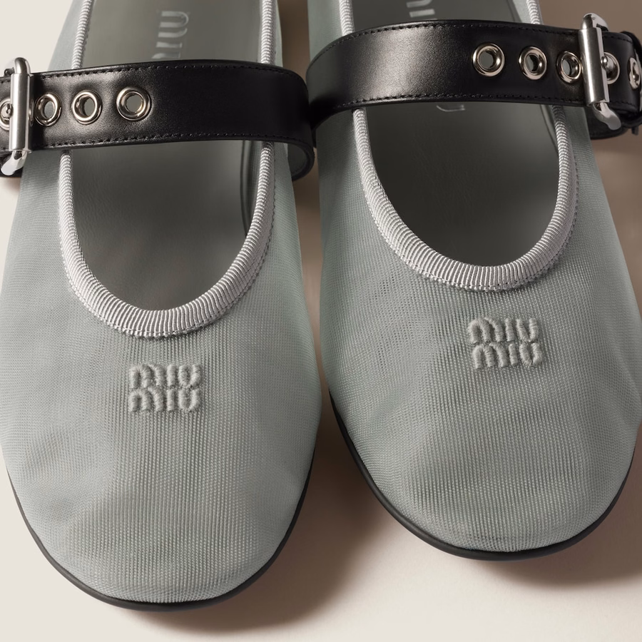 Mesh fabric ballerinas