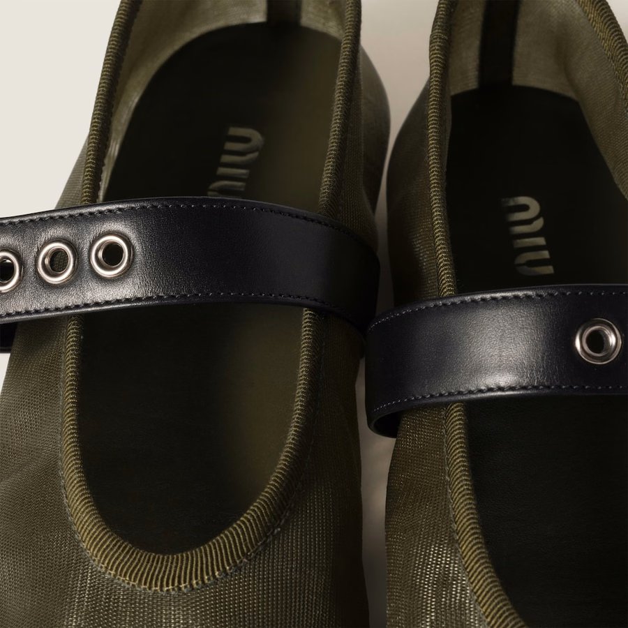 Mesh fabric ballerinas