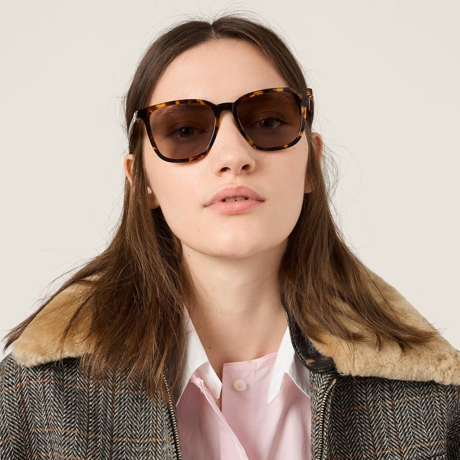 Miu Regard sunglasses