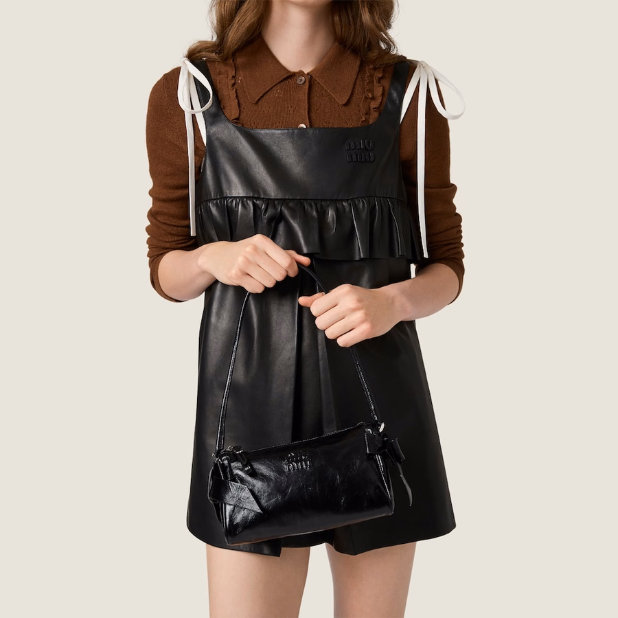 Shiny leather pouch