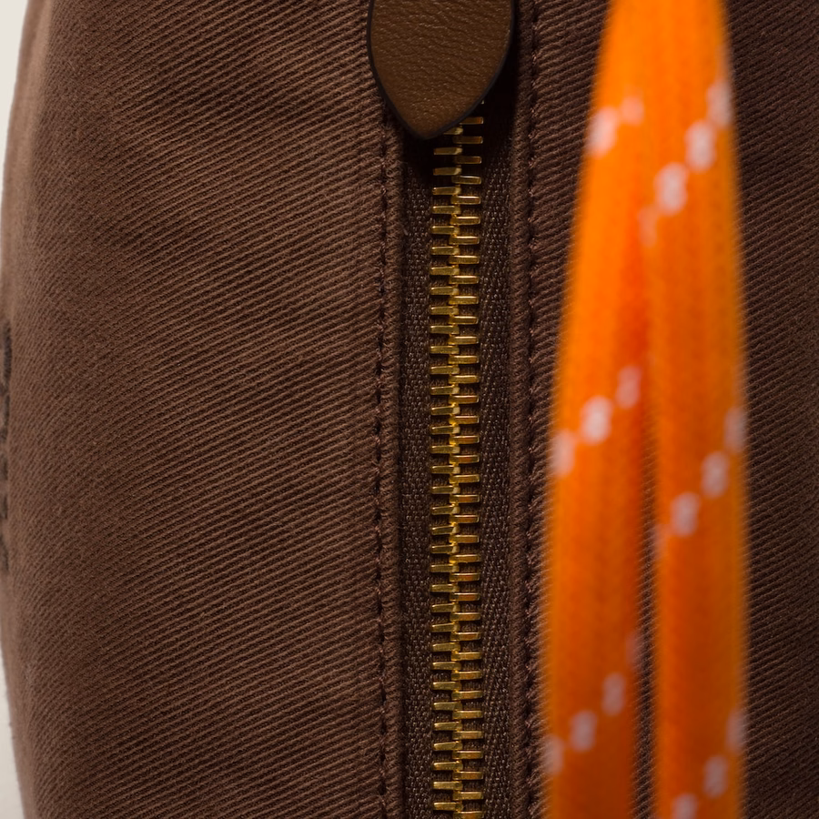 Gabardine pouch