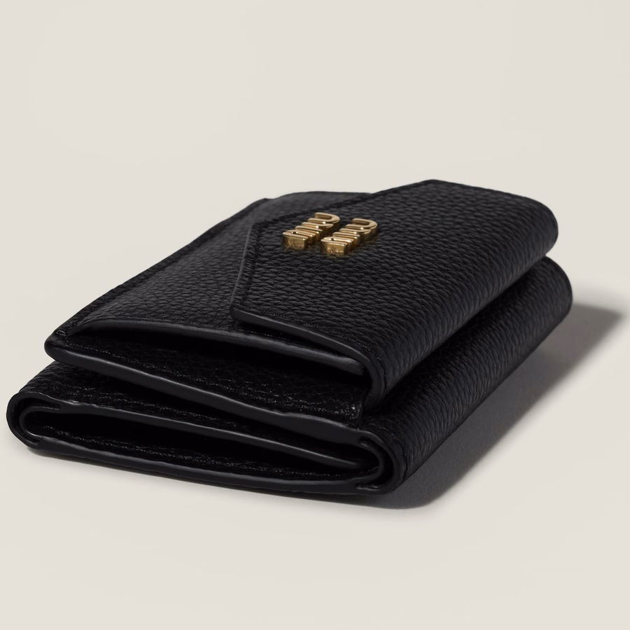 Small leather wallet