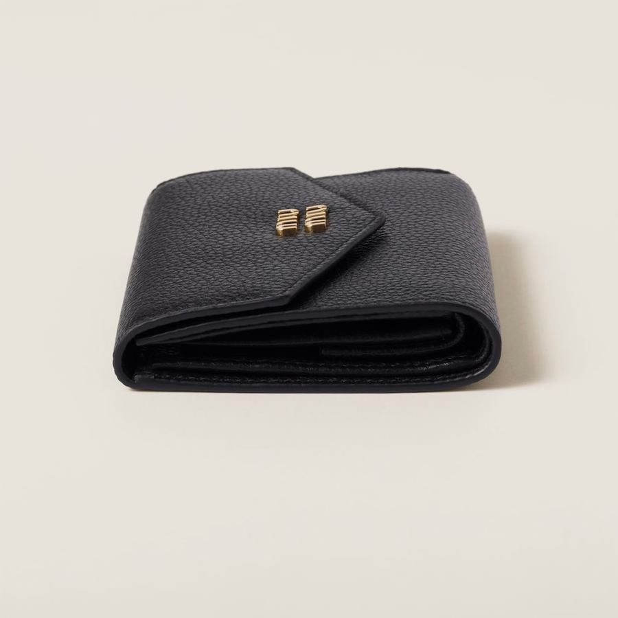 Small leather wallet