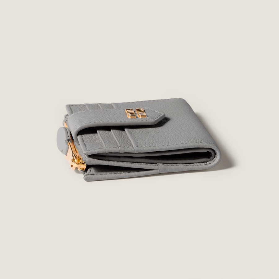 Small leather wallet