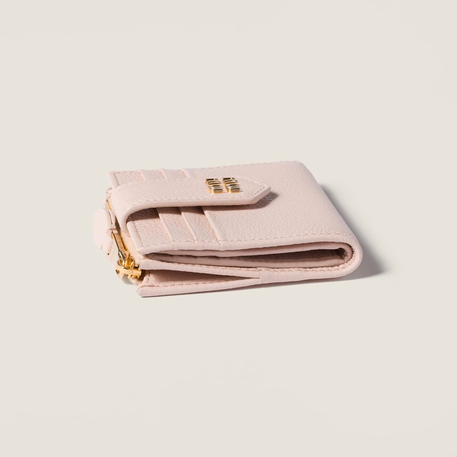 Small leather wallet