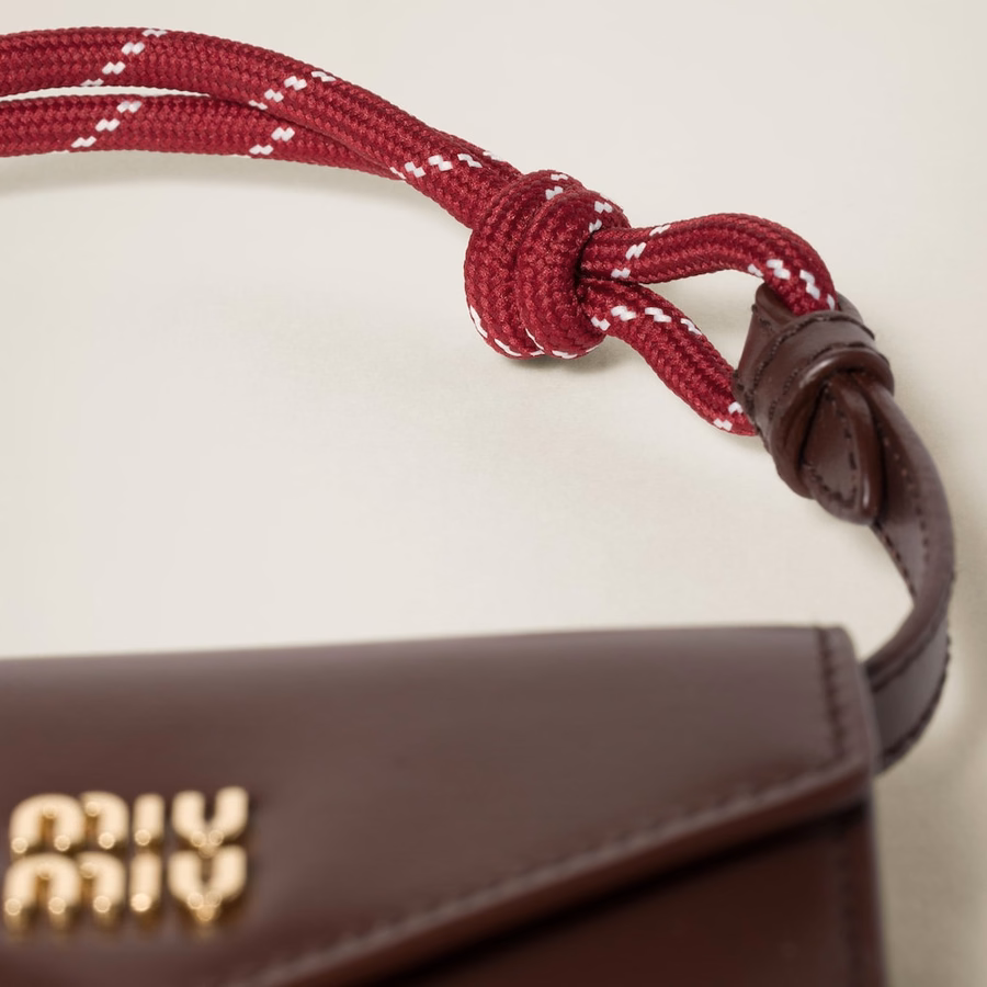 Leather shoulder wallet