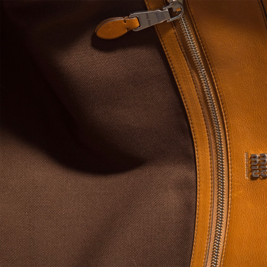 Vivant Leather bag